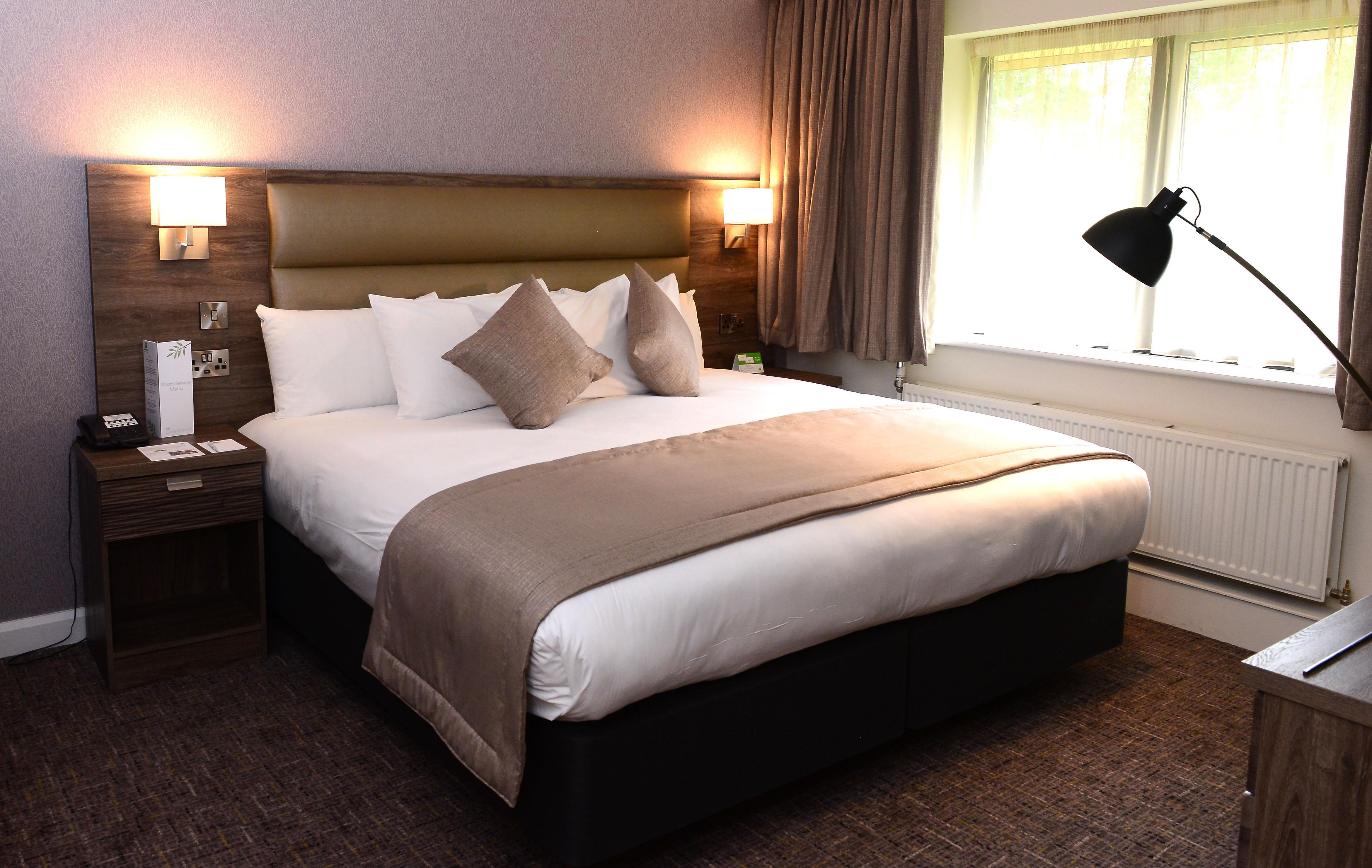 Holiday Inn Telford Ironbridge, An Ihg Hotel Buitenkant foto