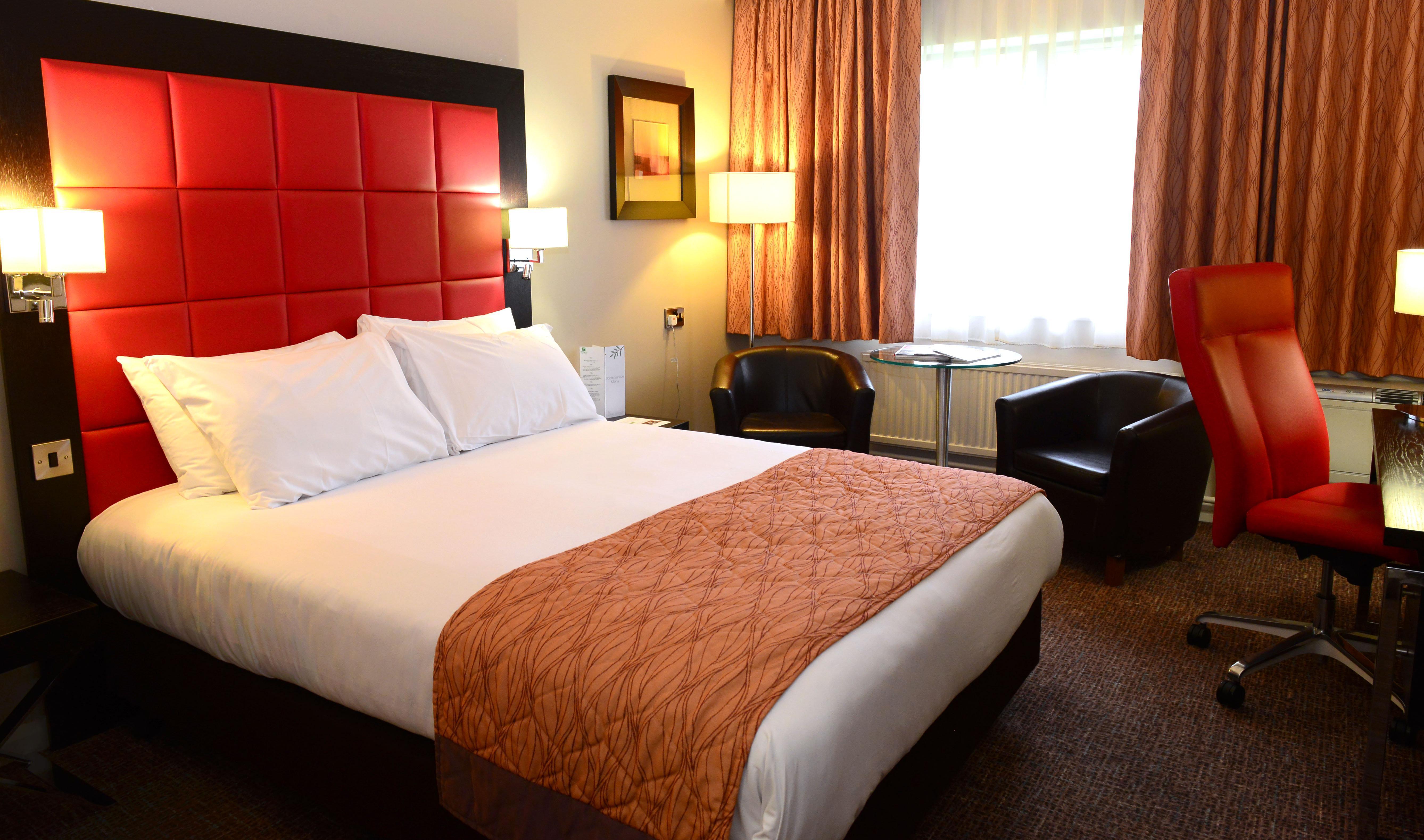 Holiday Inn Telford Ironbridge, An Ihg Hotel Buitenkant foto